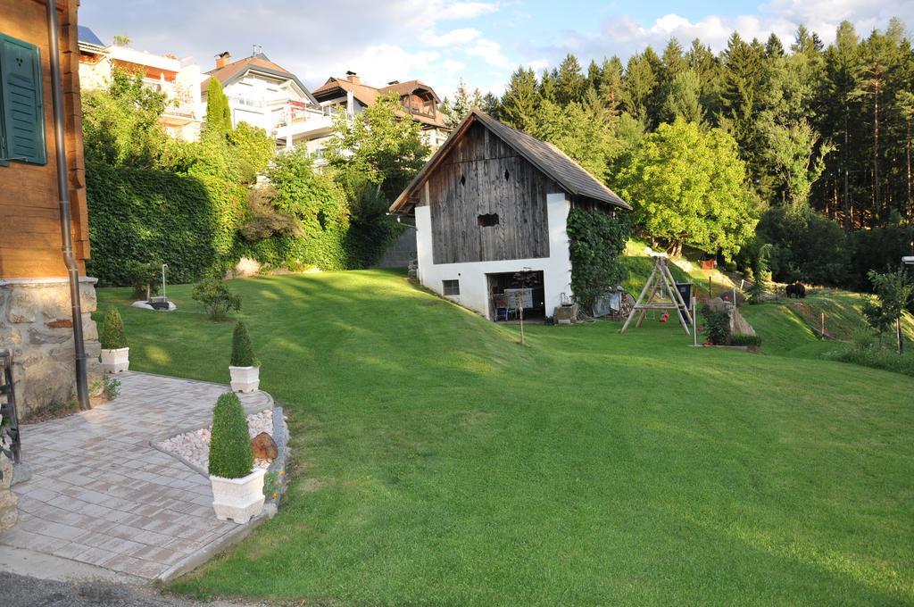 Ferienhaus Sapplerhof Милщат Стая снимка